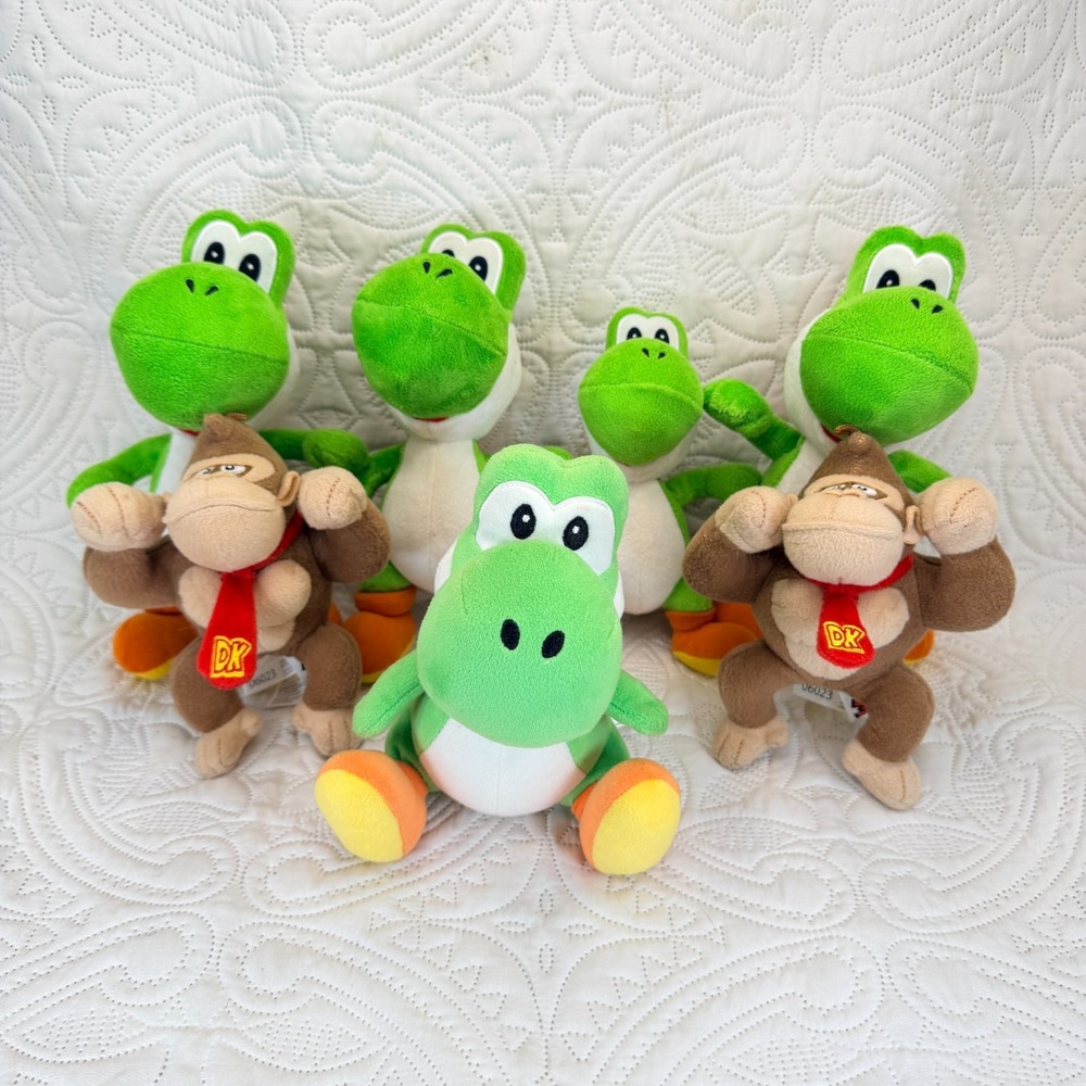 Nintendo Super Mario Plush Lot 7 Donkey Kong DK Yoshi World of Nintendo Sanei